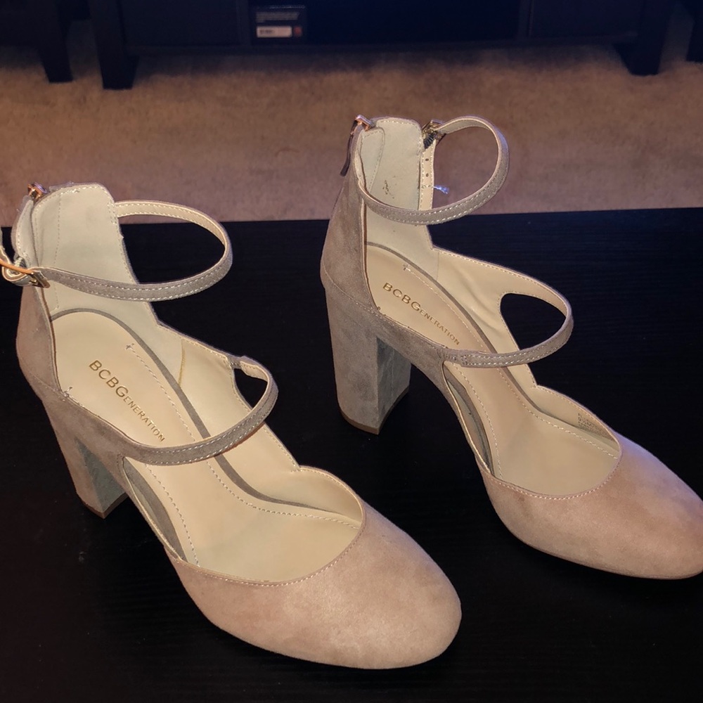 Chunky heel round toe ankle strap (never worn)